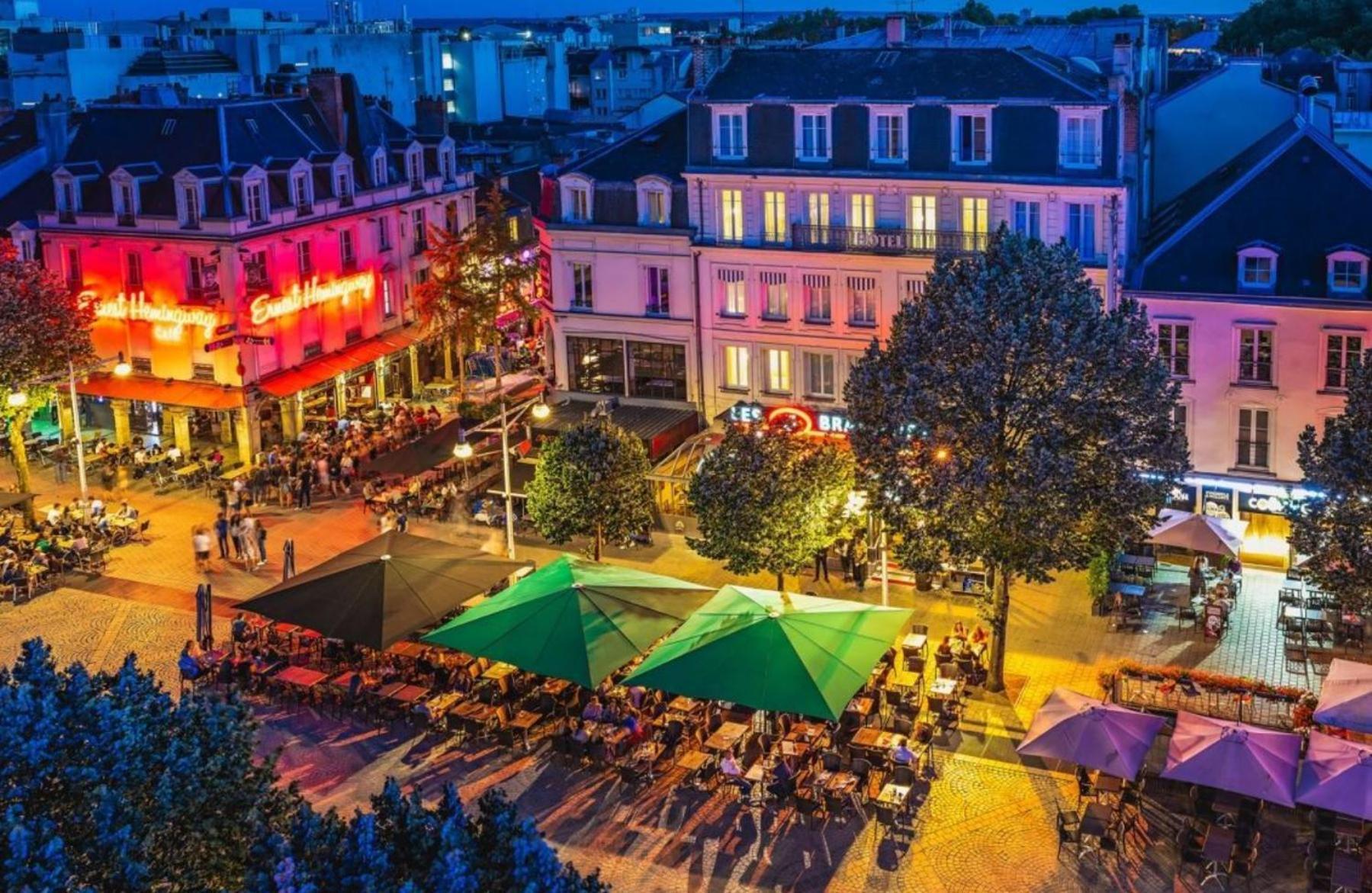 Les Rives Remoises Lägenhet Reims Exteriör bild